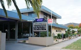 Golden Leaf Motel